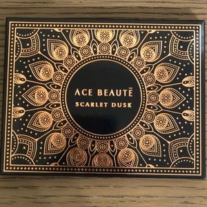 Scarlet dusk eyeshadow